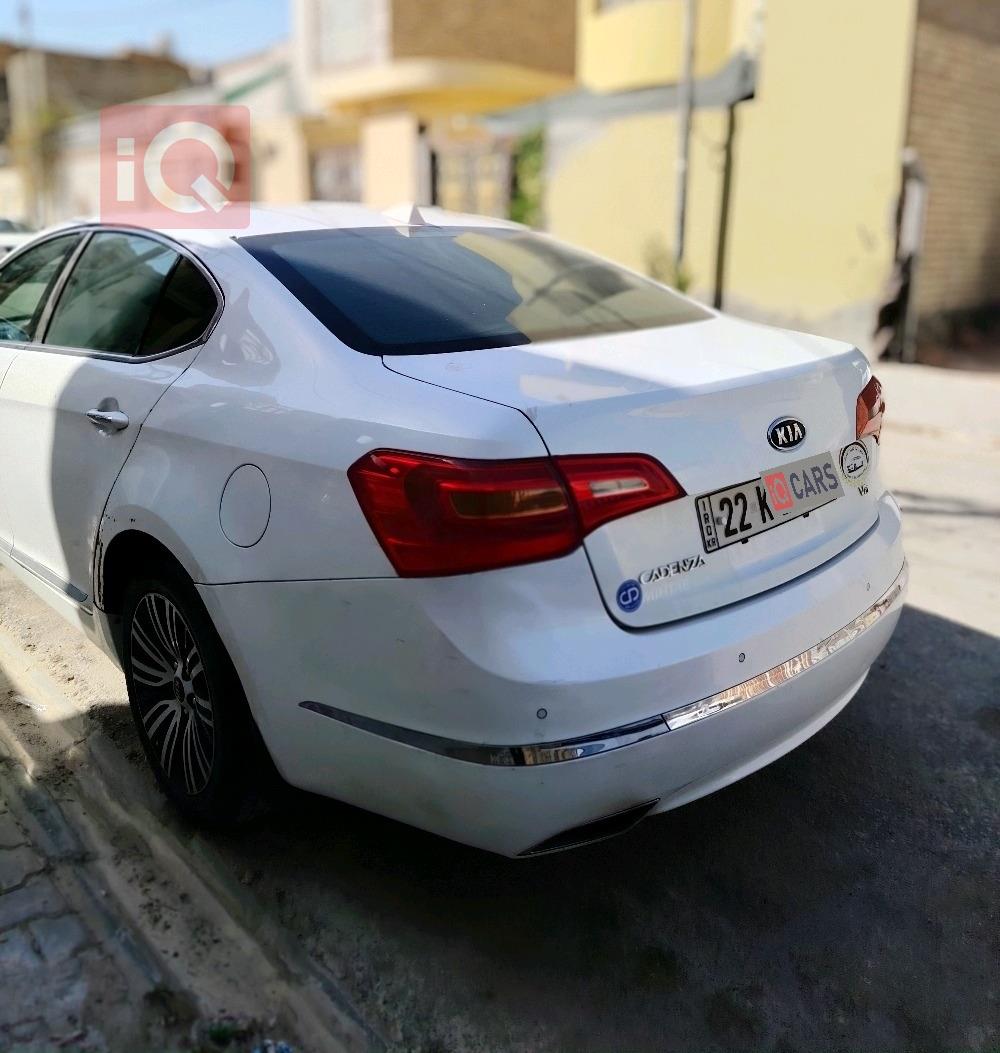 كيا كادينزا